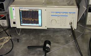 Optický spektrální analyzátor